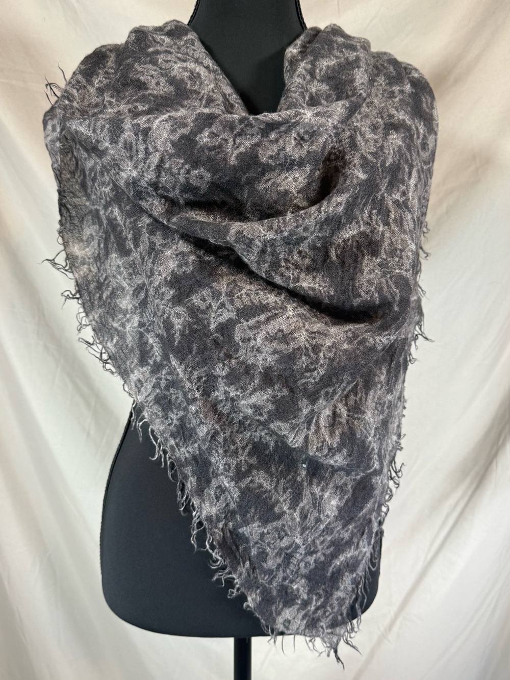 Faliero Sarti Cashmere Silk Luxury Scarf Made in Italy